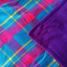 Load image into Gallery viewer, Maryam Maasai Fleece Blankie
