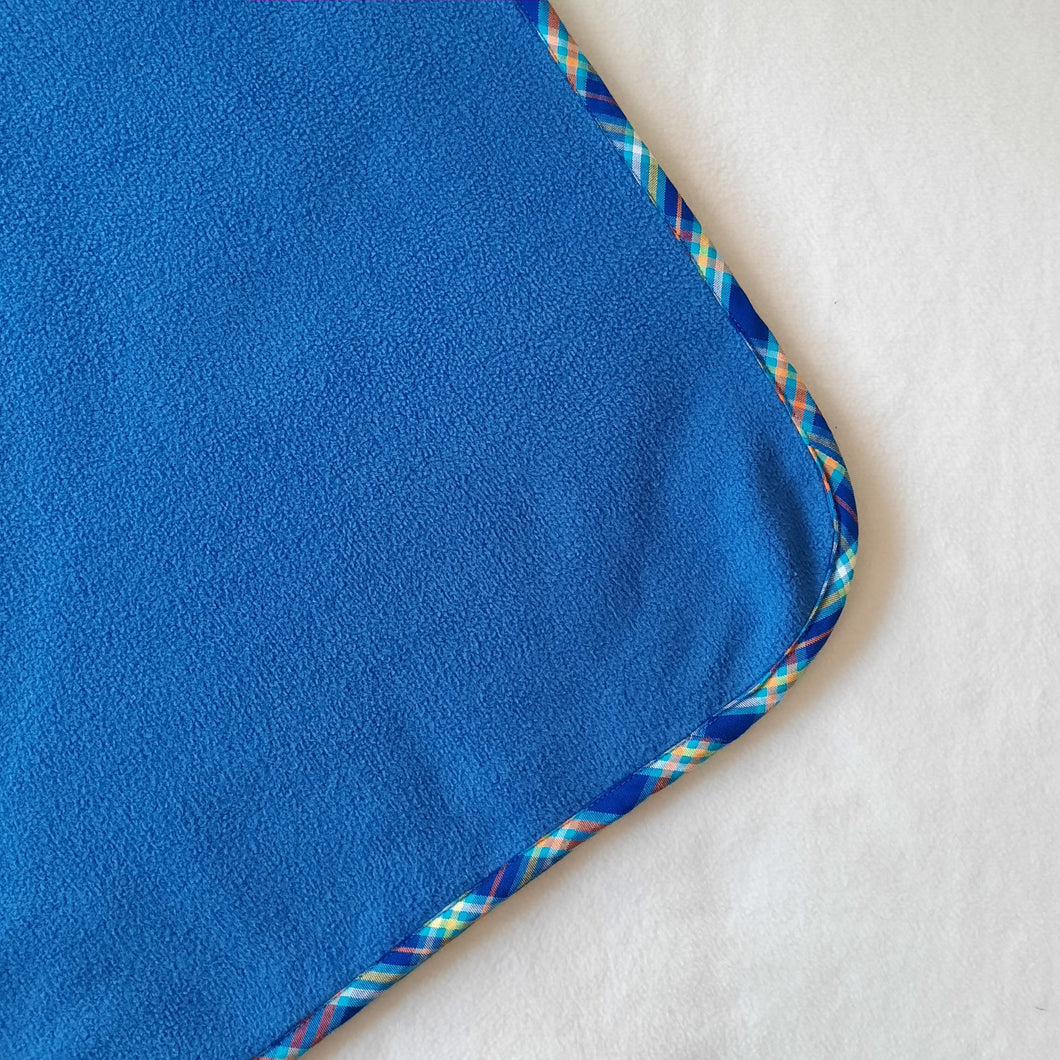 Watetu Border Fleece Blanket