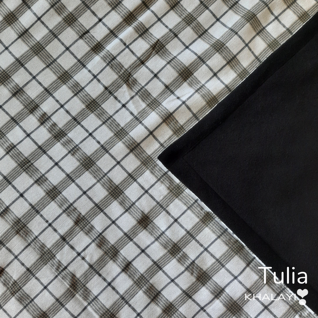 Tulia Maasai Fleece Blanket
